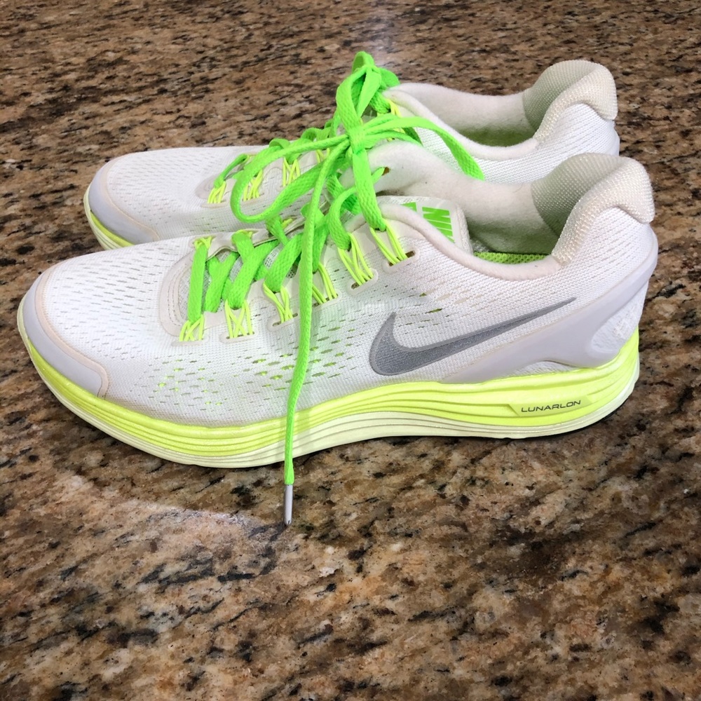 Women Nike Shoes 6.5